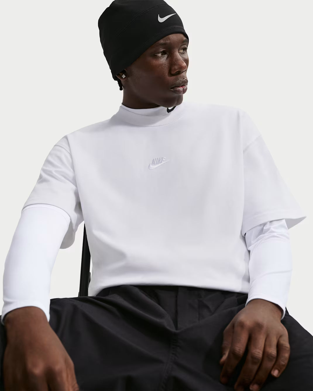 Nike Sportswear Premium Essentials