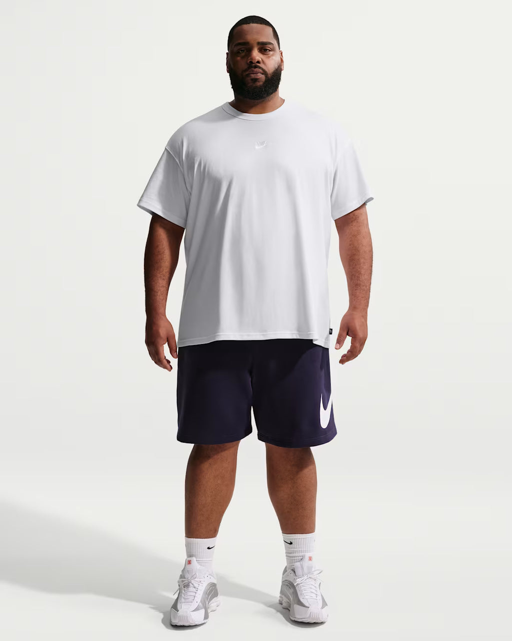 Nike Sportswear Premium Essentials