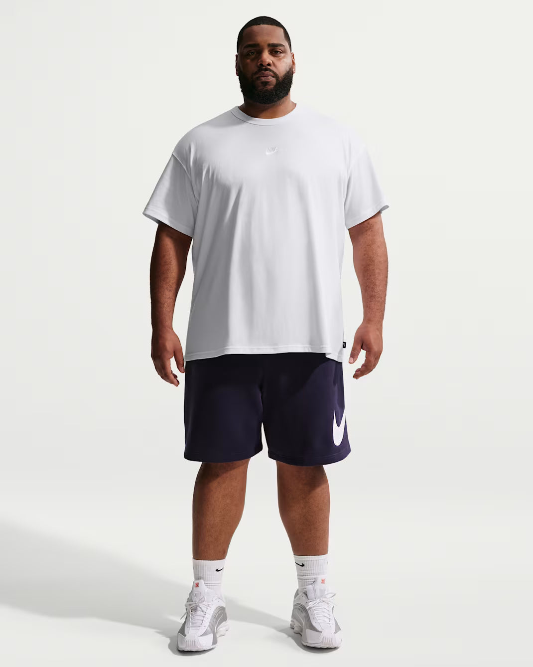 Nike Sportswear Premium Essentials