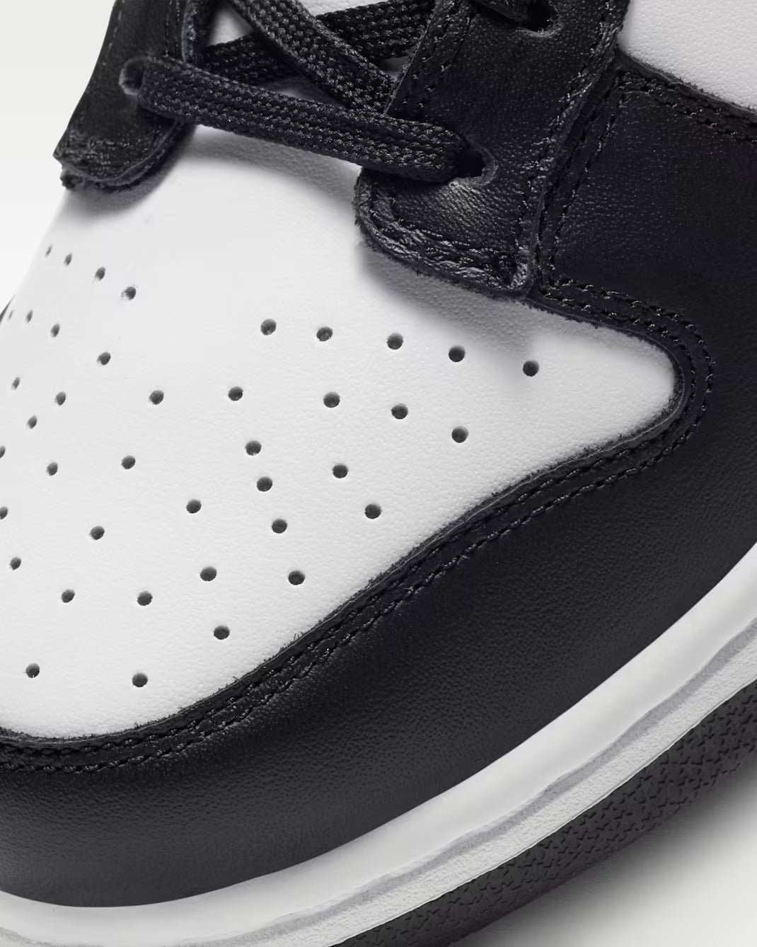 Nike Dunk Low Women's