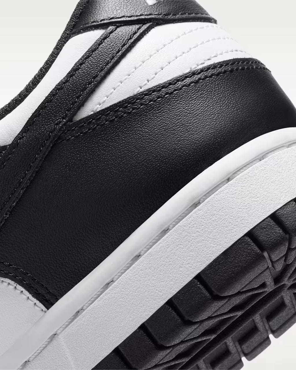 Nike Dunk Low Women's