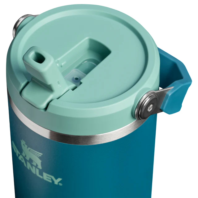 Stanley The IceFlow™ Flip Straw Tumbler | 30 OZ