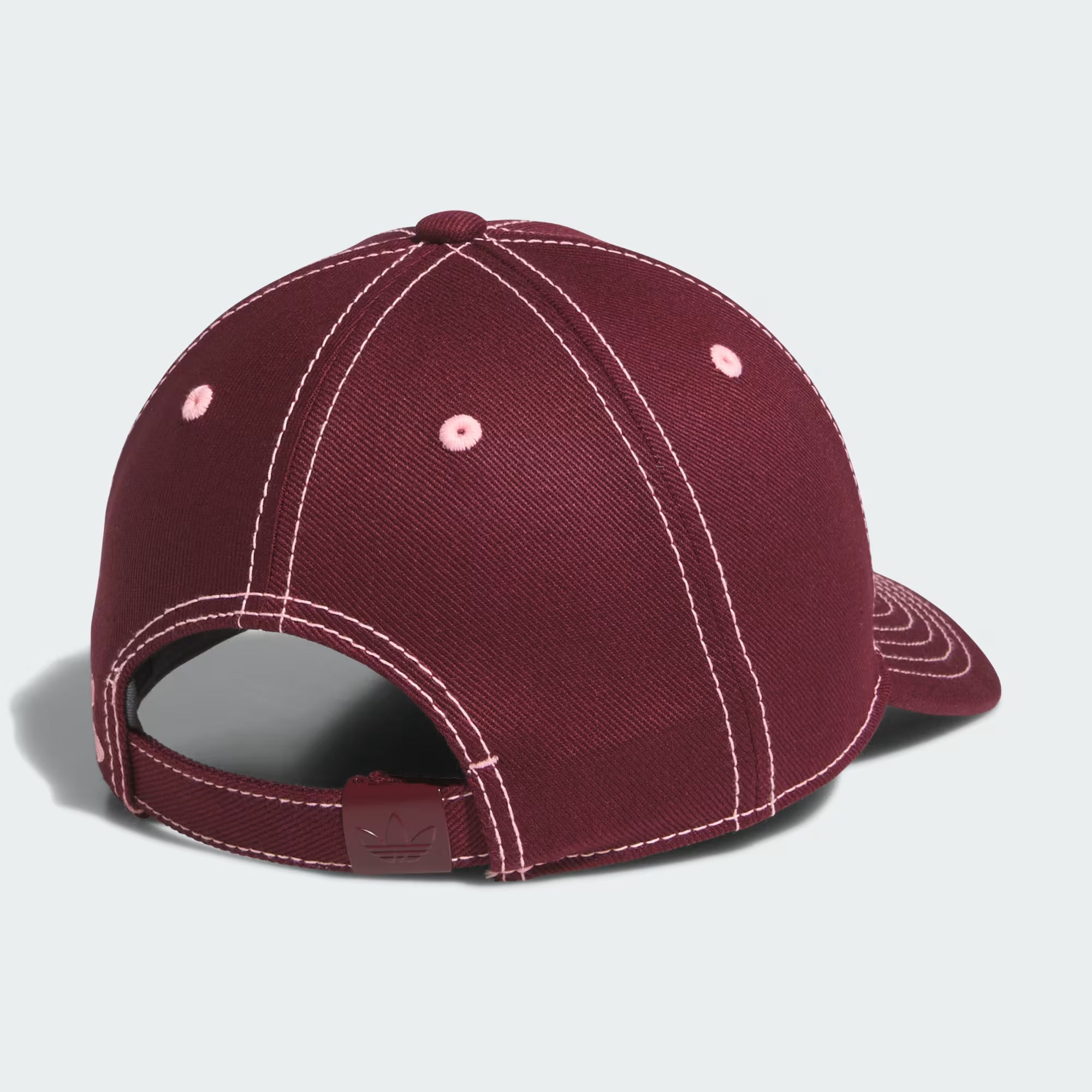 Adidas Bolso strapback exclusivo para mujer.