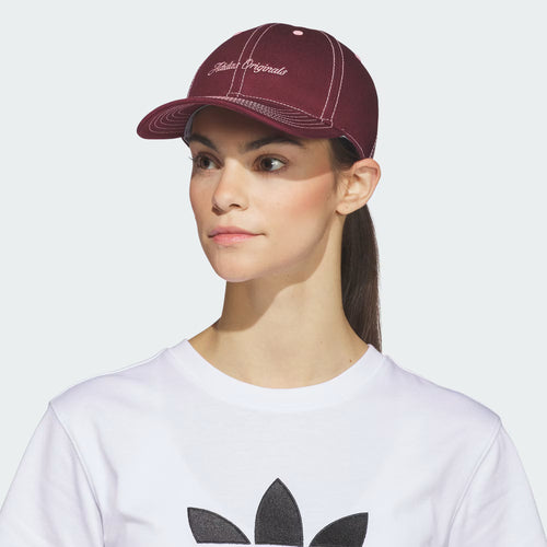 Adidas Bolso strapback exclusivo para mujer.