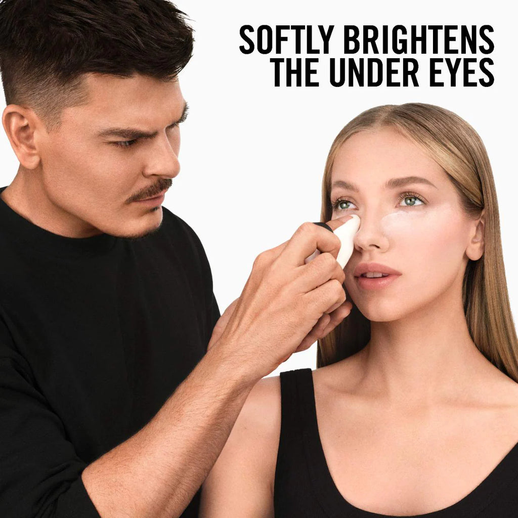 MAKEUP BY MARIO  SurrealSkin® Talc-Free Soft Blur Setting Powder Color: 2 Neutral Light