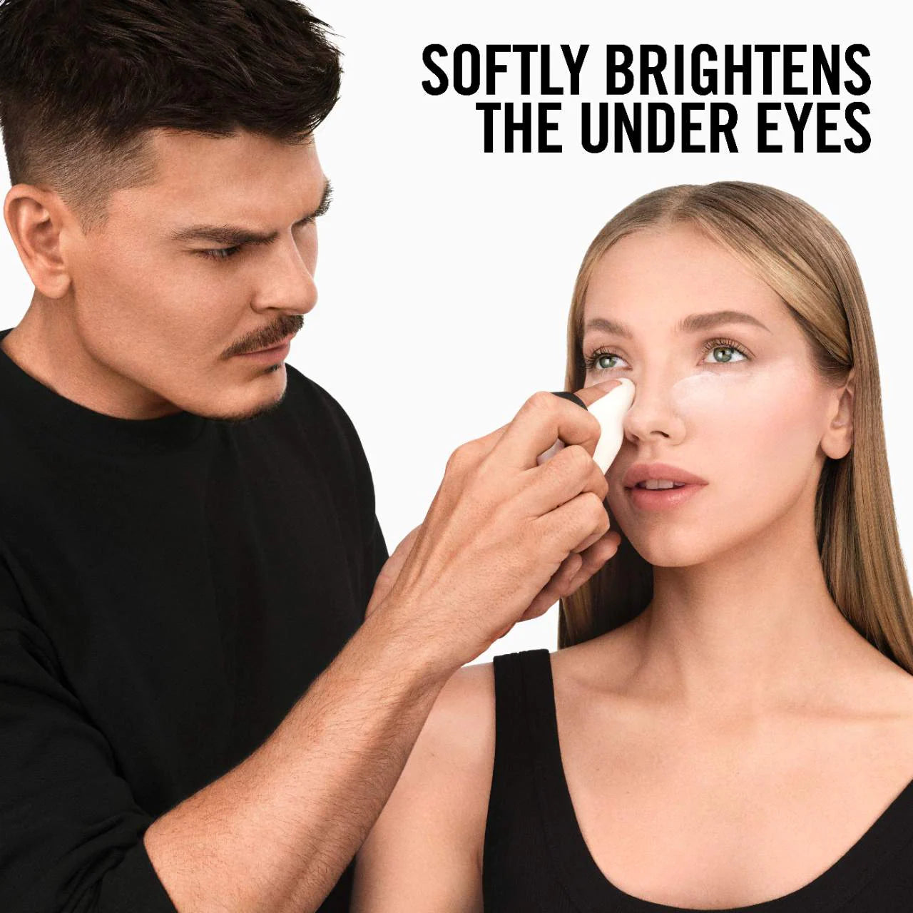 MAKEUP BY MARIO  SurrealSkin® Talc-Free Soft Blur Setting Powder Color: 2 Neutral Light